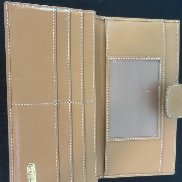 Vintage Fendi Wallet - Picture 2 of 13